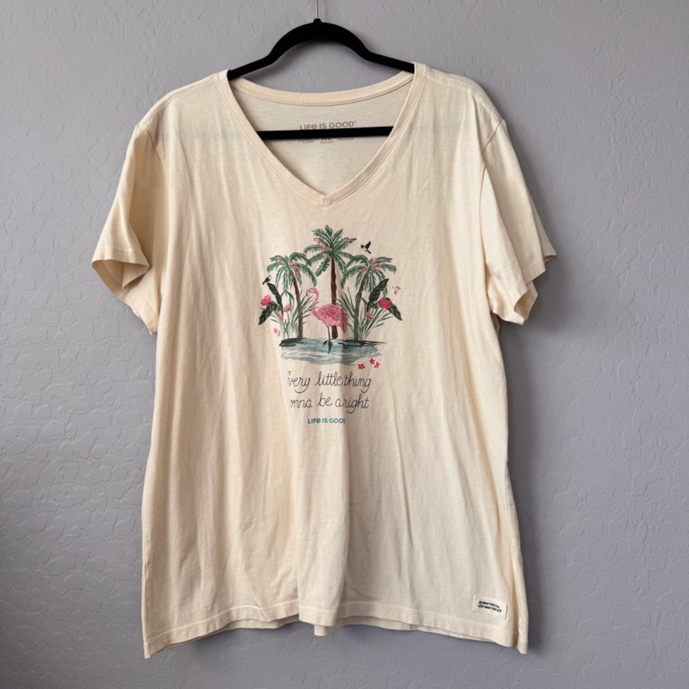 Life is Good XL T-Shirt Cream Short Sleeve Flamingo Tropical Crusher V-Neck Tee